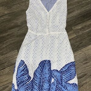 Vineyard Vines Size 00 Blue and White Eyelet Palm Dress